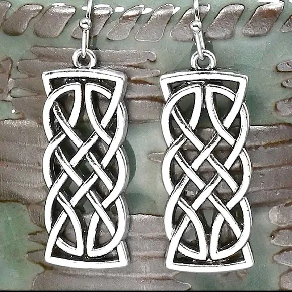 💐New 16 Pair antique silver tone earrings bundle RESTOCKED - Picture 3 of 9